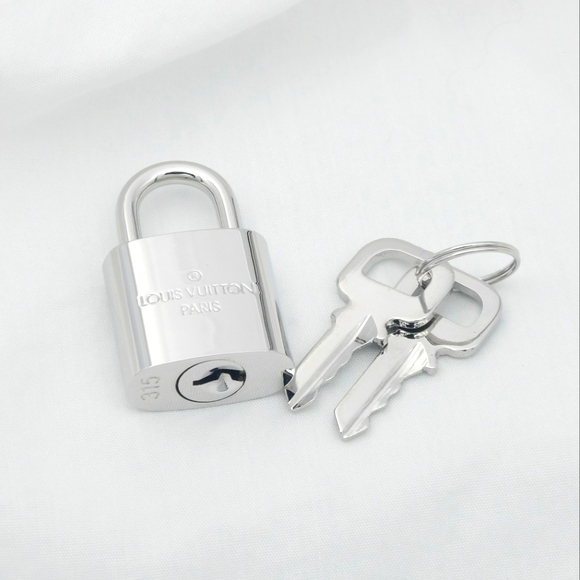 Authentic Louis Vuitton SILVER Lock & Keys Necklace #315 NEW ~2 Chains Included✨ - Picture 9 of 11